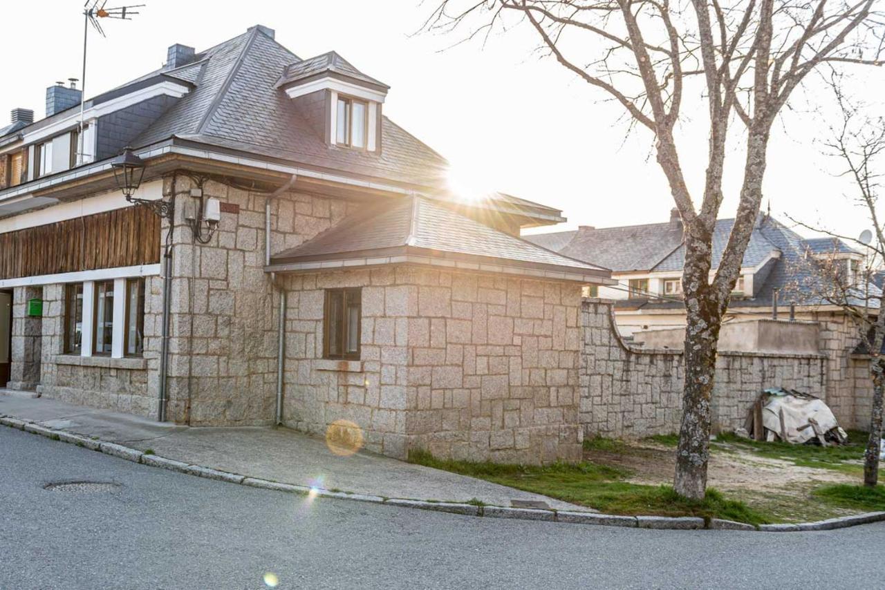 Casa Rural Valsain Lodge La Pradera de Navalhorno Exterior photo